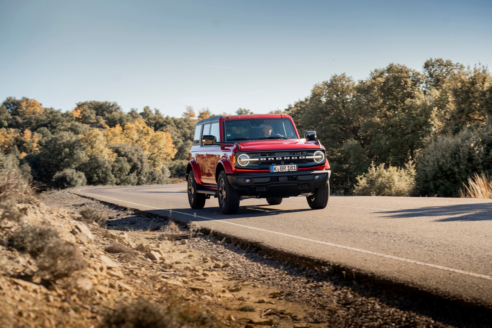 Ford Bronco red front 3/4