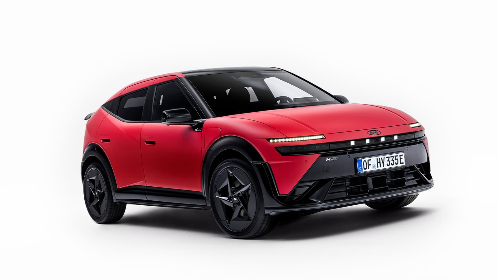 Hyundai Ioniq 3 front 3/4 studio