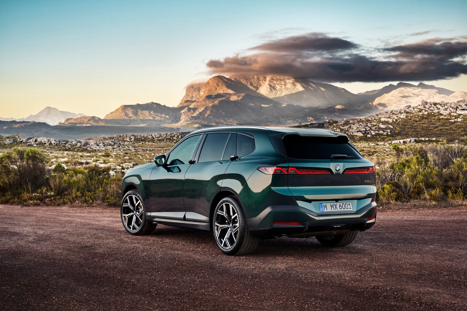 BMW X5 rear 3/4 dirt Vancouver Green