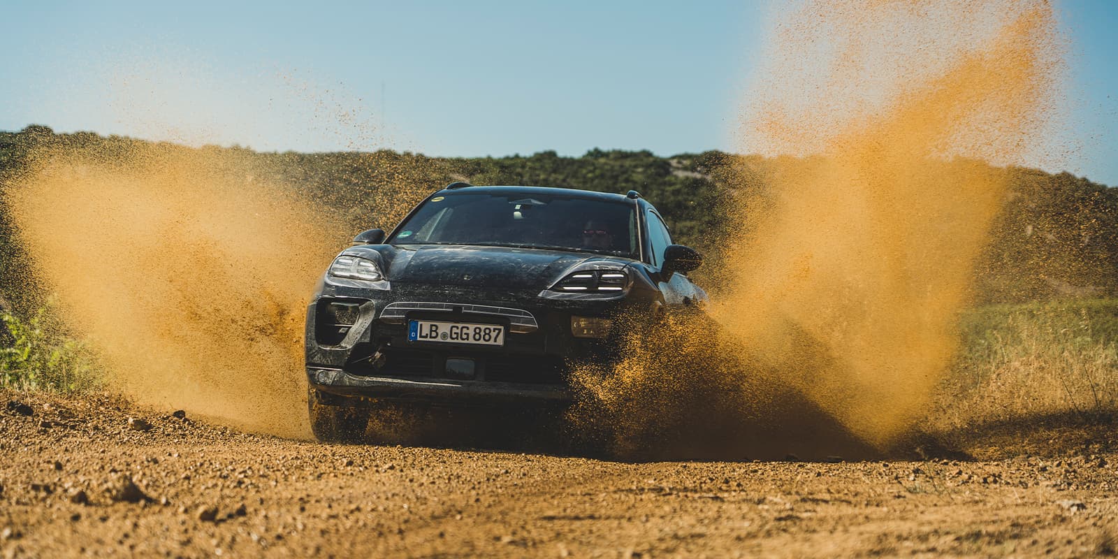 Porsche привршува со тестирање на новиот електричен Macan