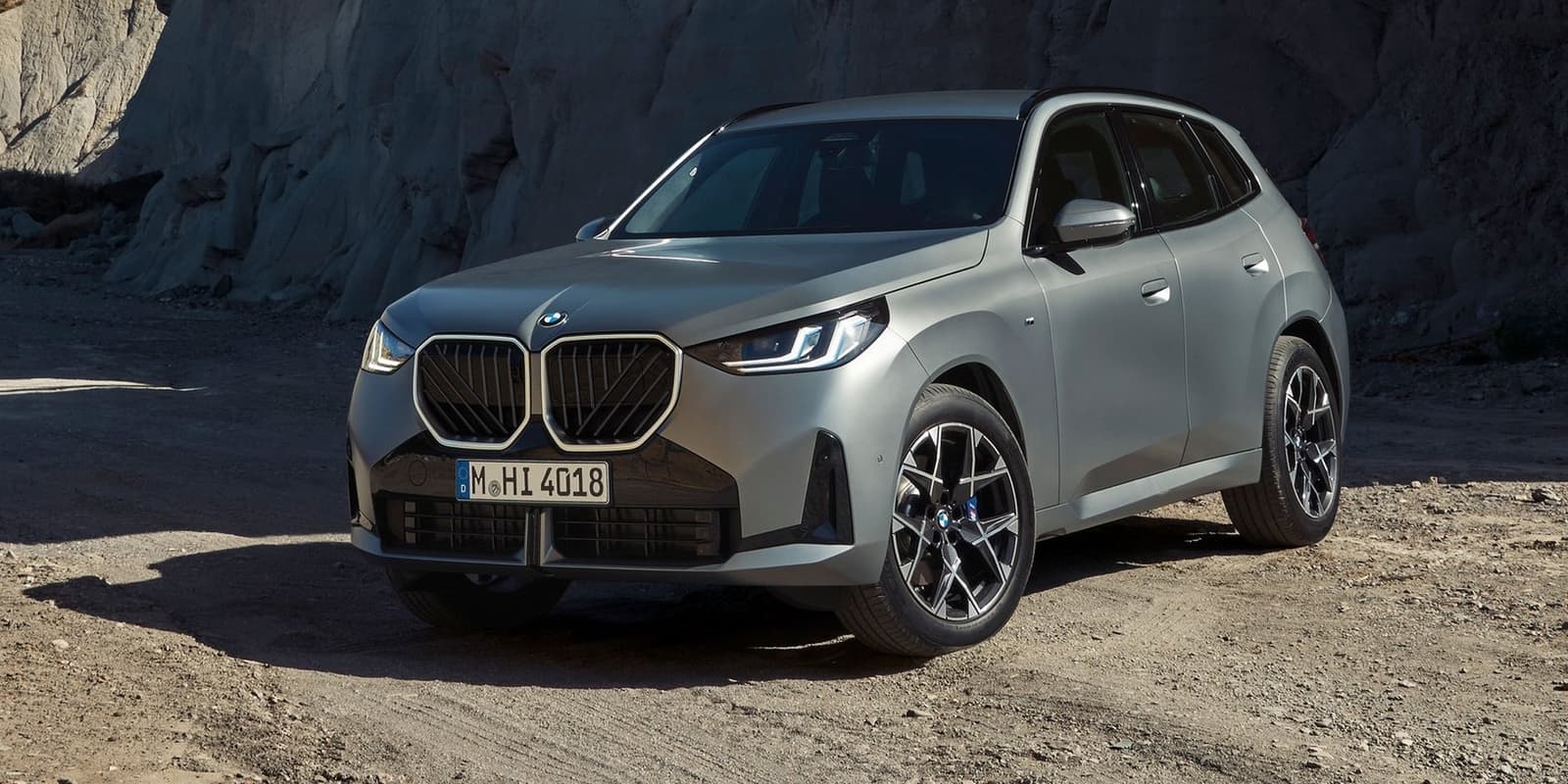 BMW го претстави новиот X3