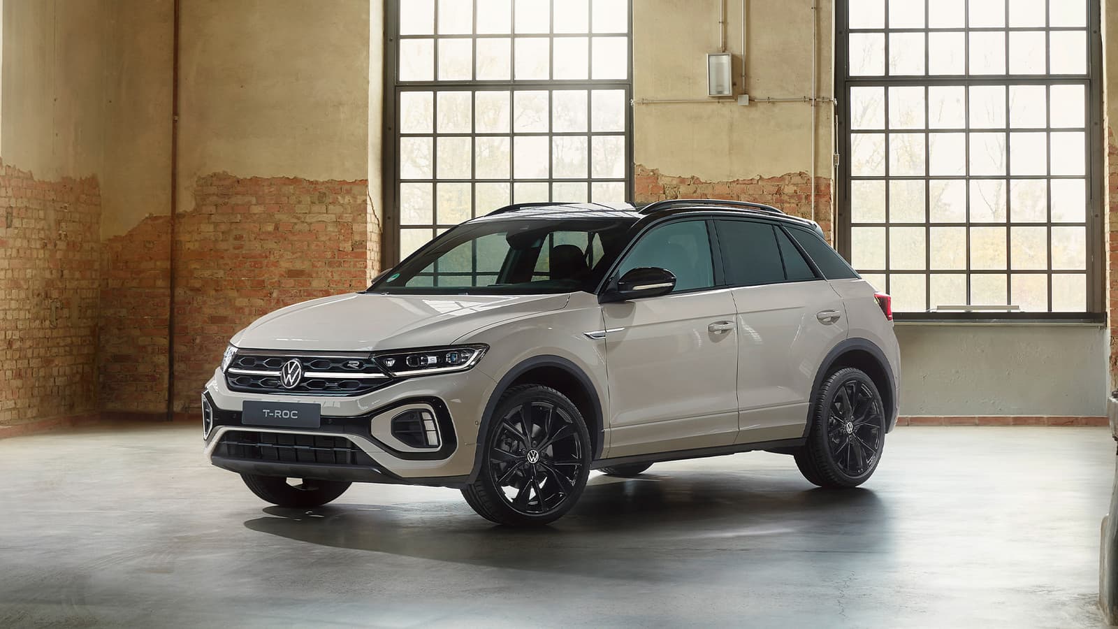 Следниот Volkswagen T-Roc ќе има самополнечки хибрид?