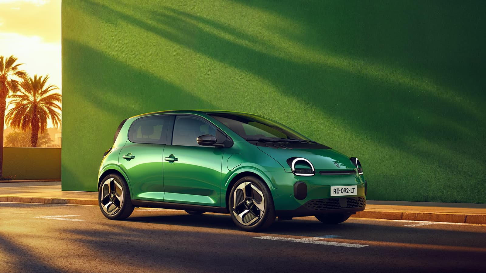 Renault го претстави Twingo E-Tech Electric