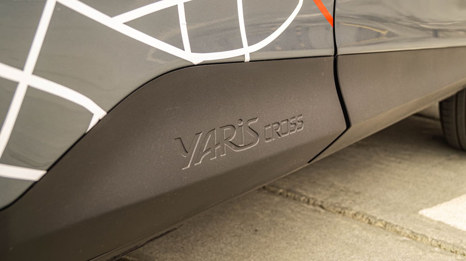 Toyota Yaris Cross моделско име на задна врата