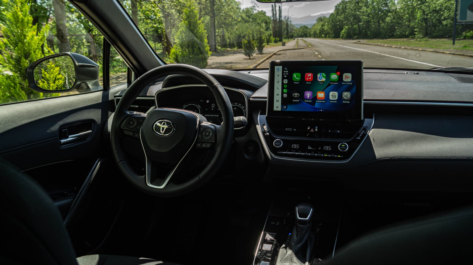 Toyota Corolla Cross 26