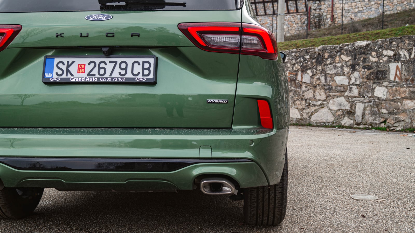 Ford Kuga Hybrid exhaust