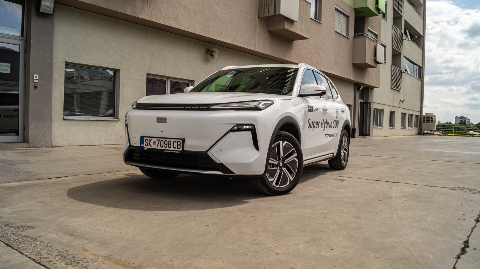 Geely Starray EM-i 2