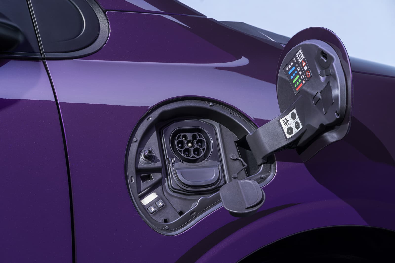 Nissan Pixo 8