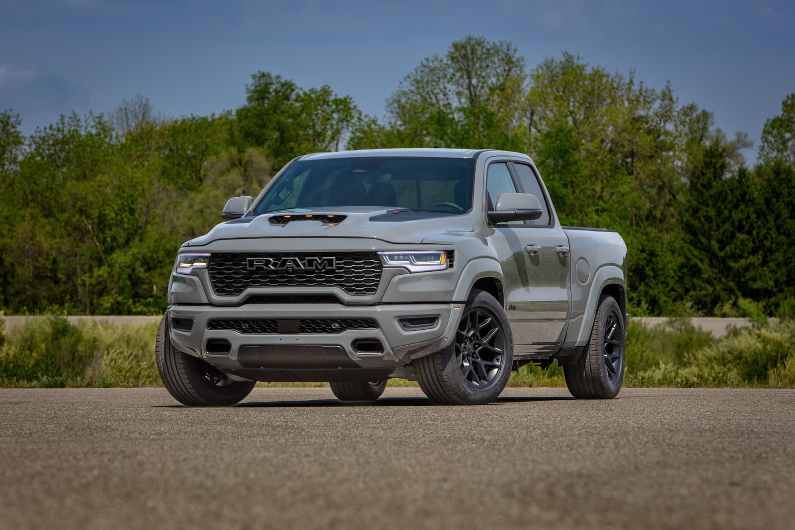 RAM 1500 Rumble Bee front 3/4 gray